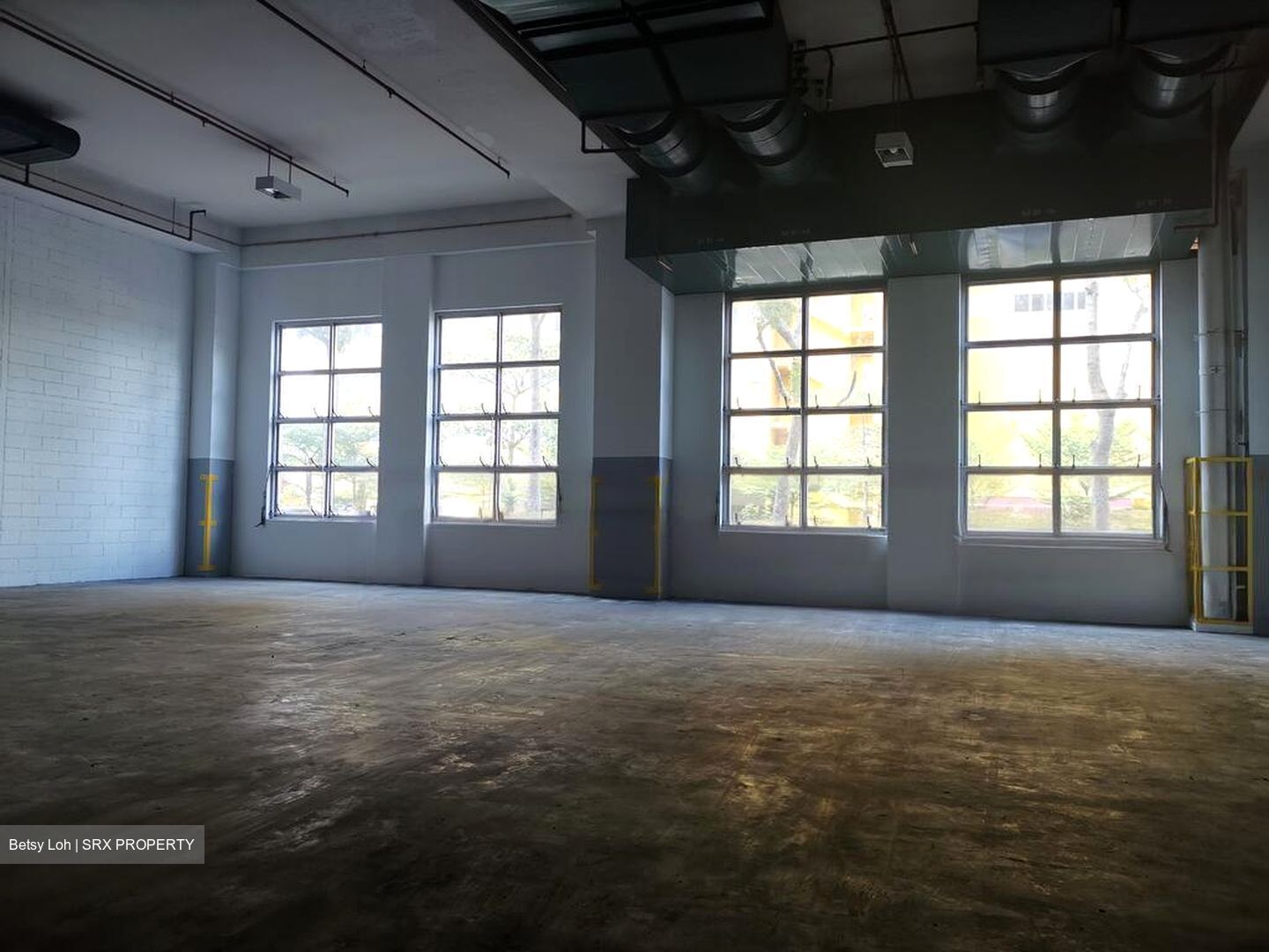 Sindo Industrial Building (D13), Warehouse #477786921
